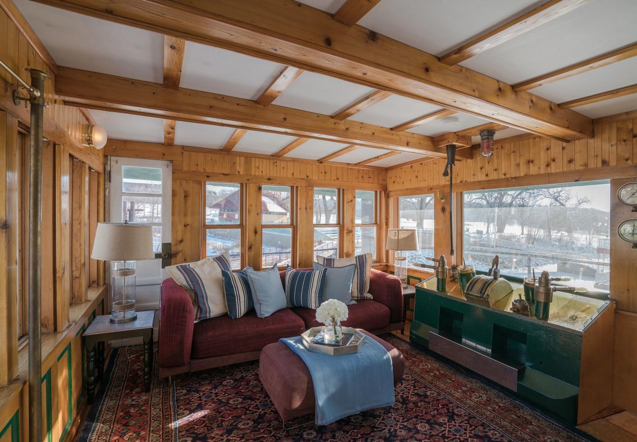 مبيت وإفطار سانت بول The Covington Houseboat المظهر الخارجي الصورة
