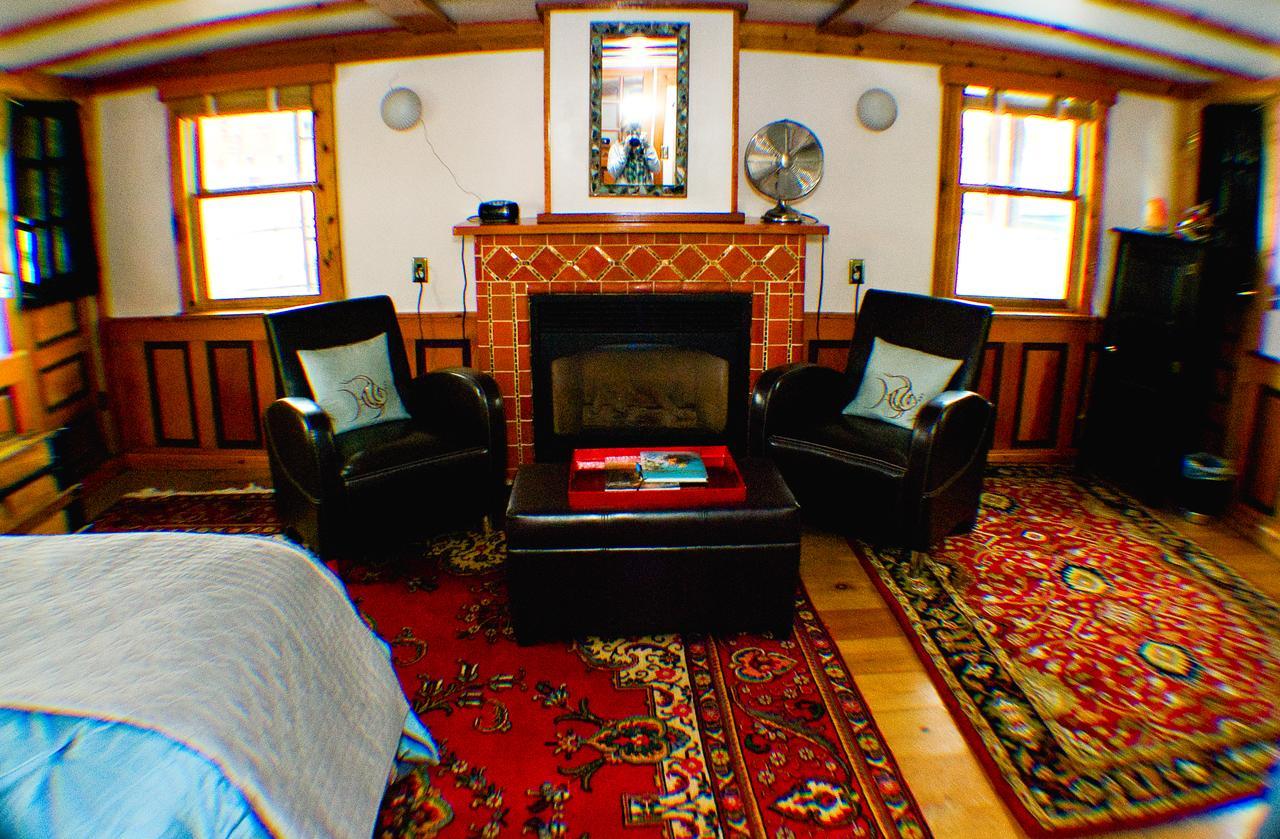 مبيت وإفطار سانت بول The Covington Houseboat المظهر الخارجي الصورة